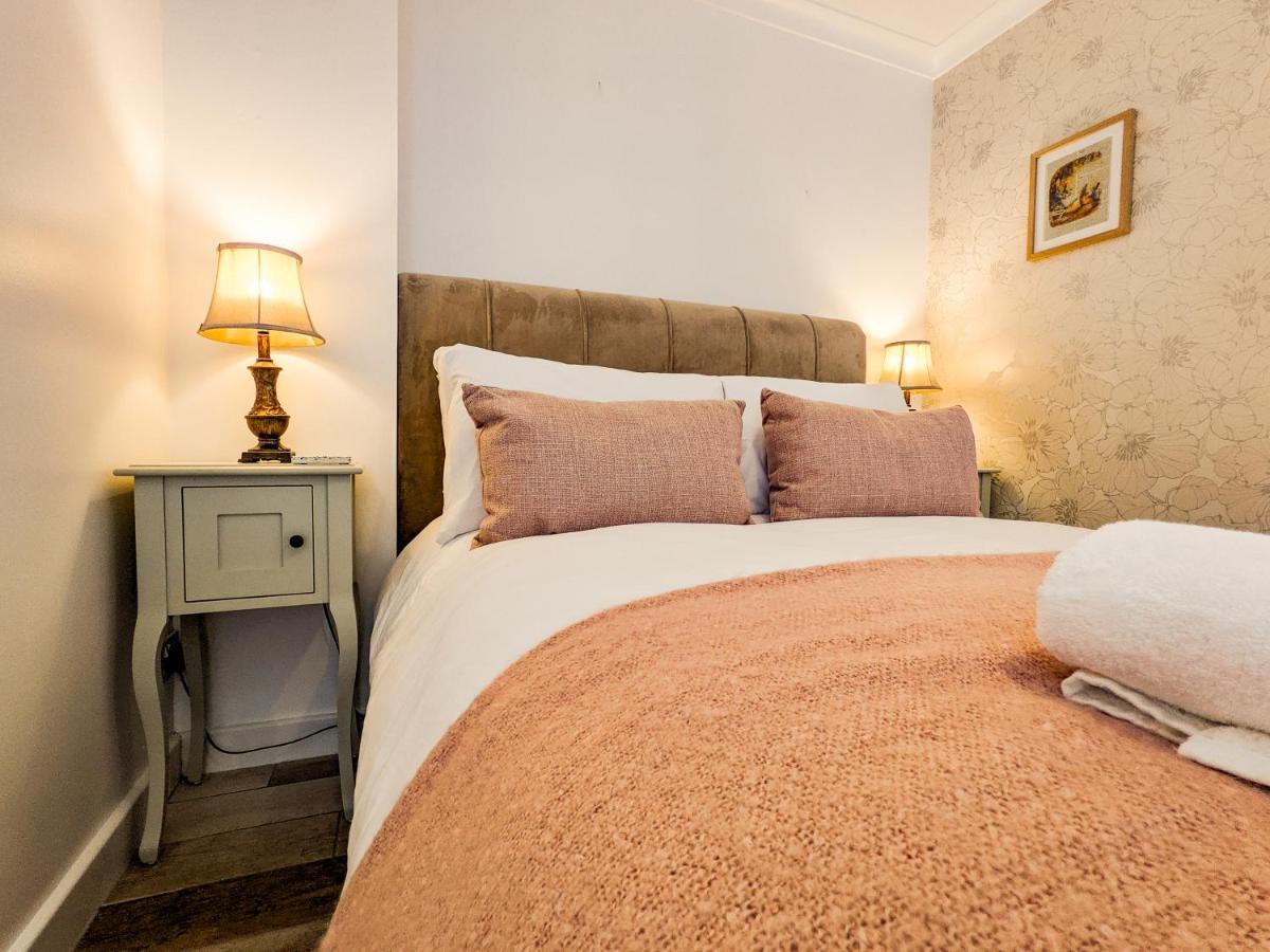 Apartamento Beautiful Listed Flat With Private Garden, Birnam Exterior foto