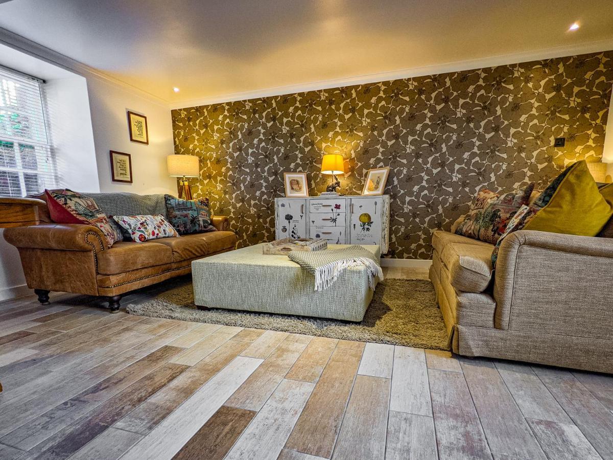 Apartamento Beautiful Listed Flat With Private Garden, Birnam Exterior foto